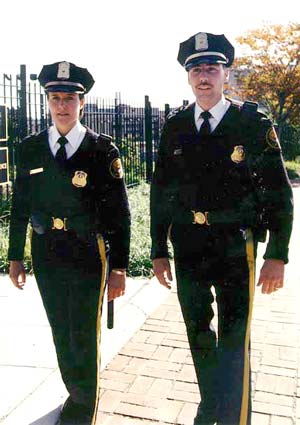 US Secret Service officers.jpg