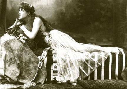 Lillie Langtry as cleopatra 1891a.jpg