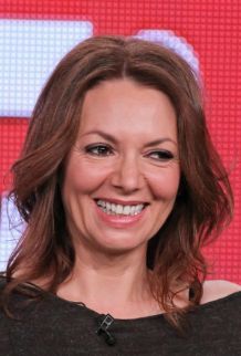 Joanne Whalley-portrait.jpg