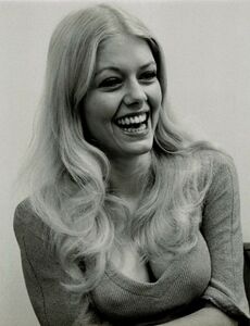 Misty-rowe-13.jpg