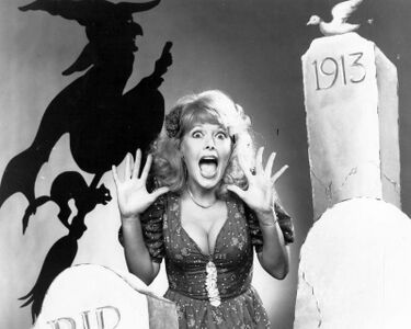Misty-rowe-15.jpg