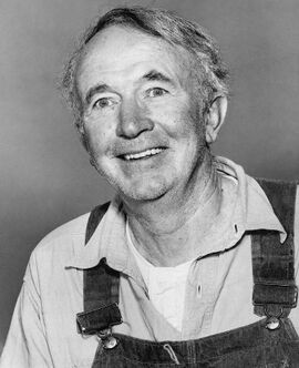 Walter brennan 1958.jpg