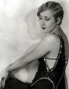 Gwen Lee 04.jpg