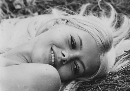 Misty-rowe-17.jpg