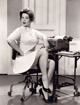 Sue Ann Langdon - 1961.jpg