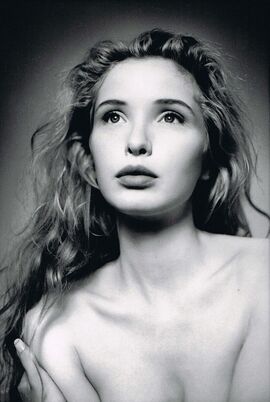 Julie Delpy-p01.jpg