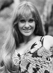 Carol Cleveland-p02.jpg