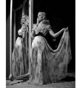 Veronica Lake-16.jpg