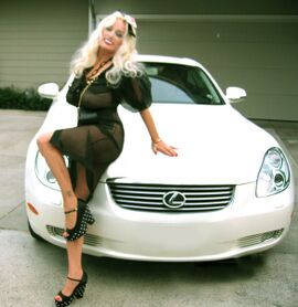 Mamie Van Doren.jpg