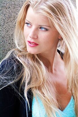 Lea De Mae.jpg
